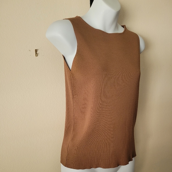 Joseph A Sleeveless Top - Picture 2 of 5